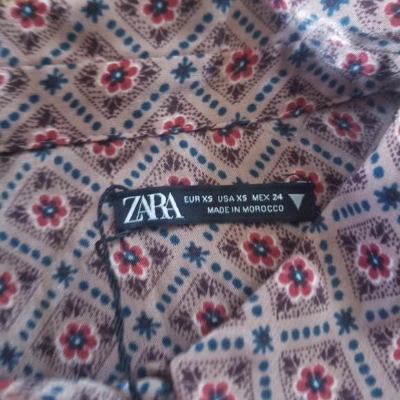 Zara Button Up Top - Picture 6 of 6